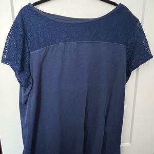 Liz Claiborne Navy Lace Short Sleeve Top